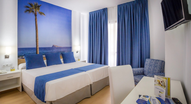 Apartamentos Avenida, Забронировать Отель Бизнес-отели Бенидорм, 4* 5*