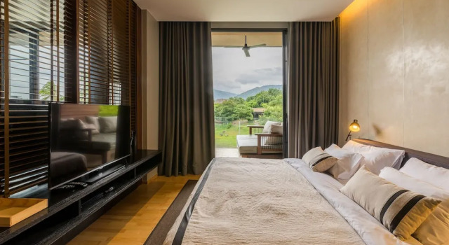 Люкс Luxury с 2 комнатами с видом на озеро 2 Bedroom Luxury Pool Penthouse at ATTA