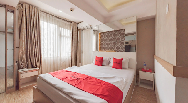 Standard chambre RedDoorz Apartment @ Jarrdin Cihampelas