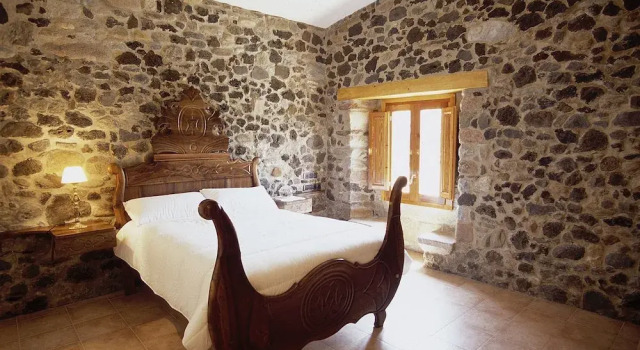 Mas la Casassa, Prenota Hotel Sant Gregori Gironès