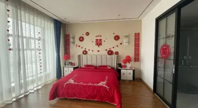Люкс Deluxe Holiday Inn Liaohai