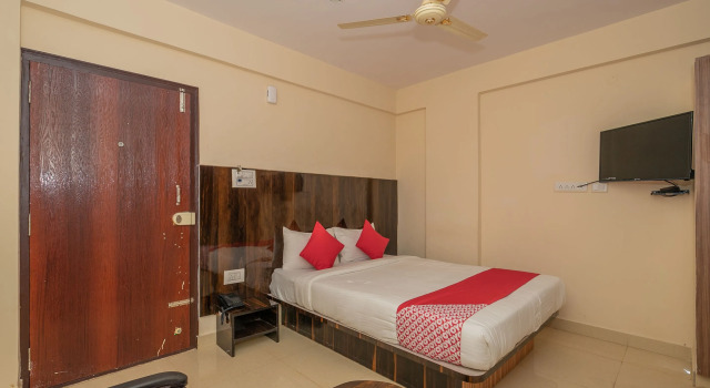 OYO 28778 La Melodie Inn