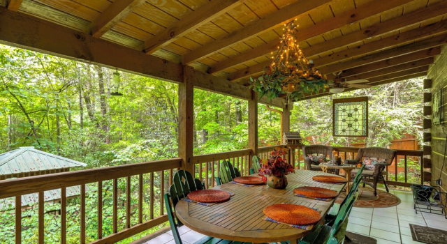 Hütte 'drifting Feather' Mountain Cabin: Waterfront Deck