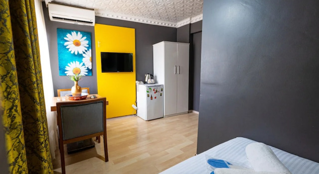 Evin Suit Hotel, Забронировать Отель Отели Стамбула с парковкой, рядом с Okmeydanı Eğitim ve Araştırma Hastanesi, Парковка