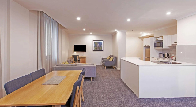 Двухместный люкс Mantra Adelaide Central