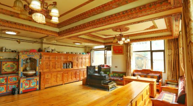 Linzhi Cagong Kangsang Homestay (Gongcuo Lake Scenic Area Branch)