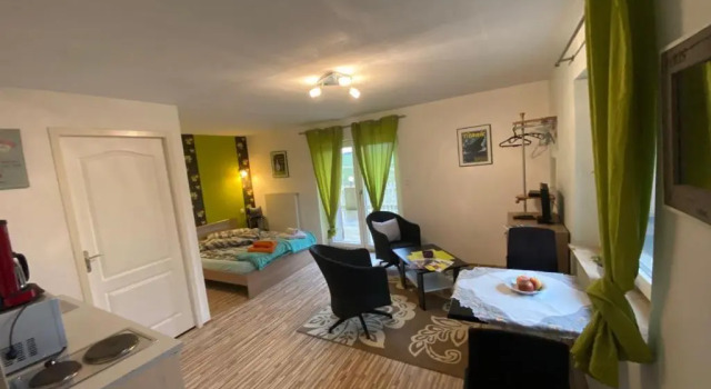 Maison Carmen - Restaurant , meublé de tourisme, appartements, Reserva ahora Albergue Xertigny Vosgos