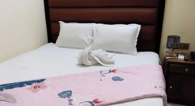 আরফা আবাসিক হোটেল, Réserver Hôtel Atgaon Sylhet