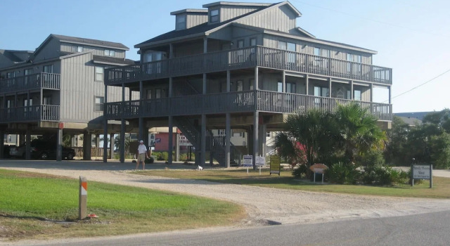 Номер Standard Sandy Shores West 101 2 Bedroom Condo by RedAwning