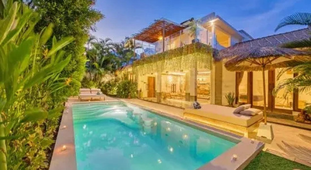 Villa Florence - 3BDR luxury, pool, near beach, Varaa Villa Mökit kohteessa Bali, Mökki