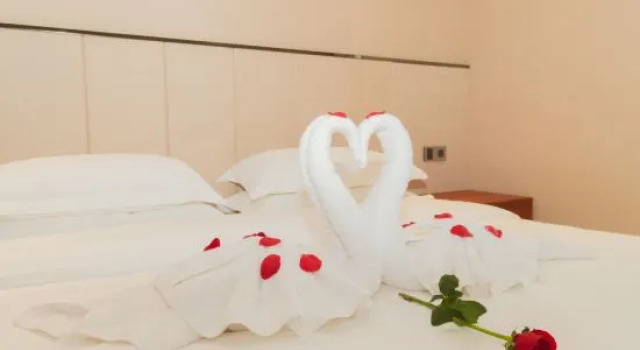 Люкс Deluxe South Lake Hotel (Shop 2)