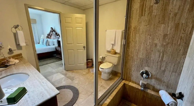 Апартаменты Beachfront 2 bedroom Condo in Playa Royale Resort, Nuevo Vallarta