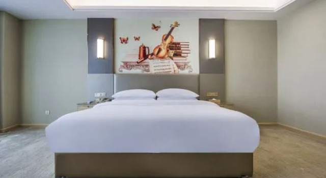 Люкс Leking Hotel (Anqing Tianzhushan Airport High speed Railway Station Store)