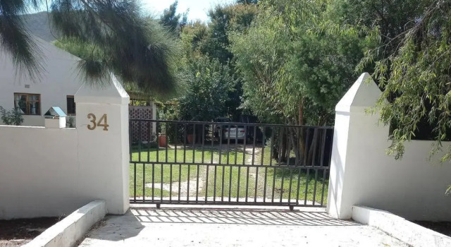 Апартаменты 34 Steyn Street, Barrydale
