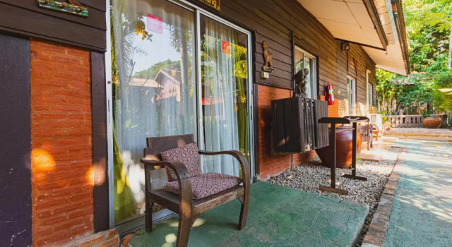 Номер Deluxe Joys House & Tour