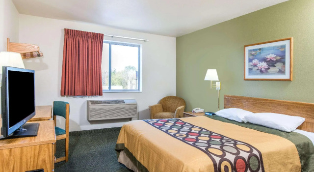 Двухместный номер Standard Super 8 by Wyndham West Middlesex/Sharon Area