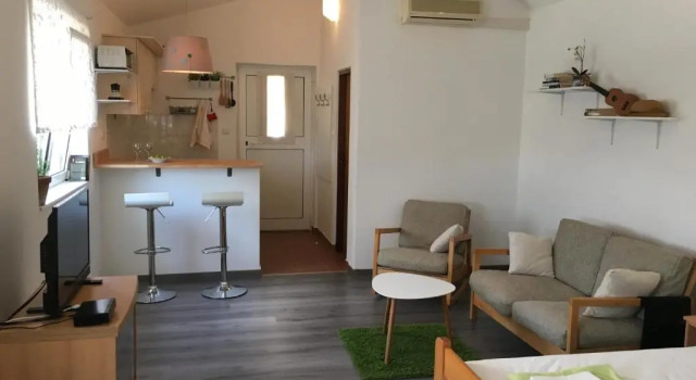 Студия Apartments Tatjana