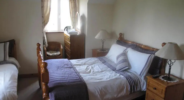 Glen Cove B&B, Rezervasyon Bed and Breakfast Ennis 