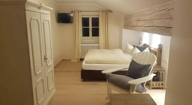 Zum Schweizerbartl, Rezervovat Motel Hotely v Bavorsko s parkováním, Parkování