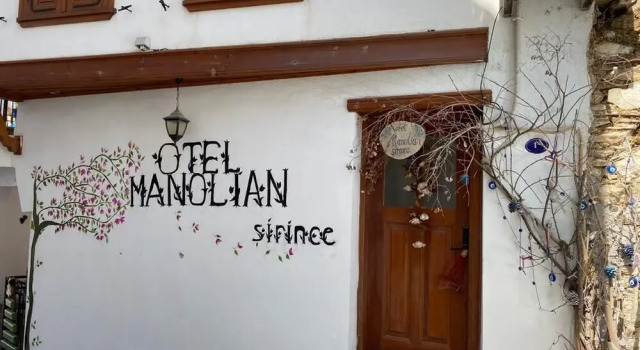 Otel Manolian