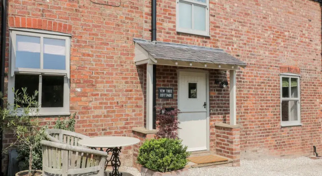 Yew Tree Cottage, Varaa Lomakoti Mökit kohteessa Merseyside, Mökki