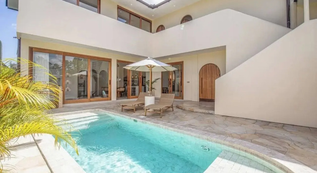 Luxury 4BR Villa With Private Pool in Canggu, Rezervovat Vila Chaty v Bali, Chalupa