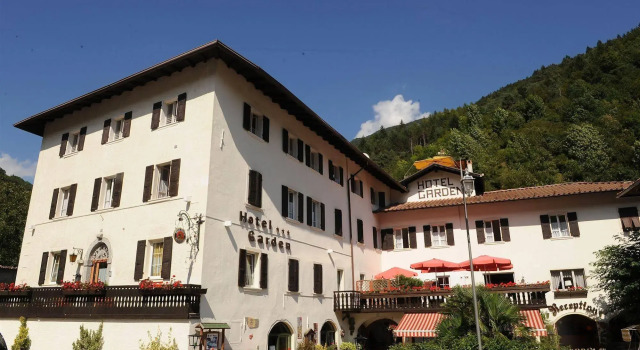 Good Life Hotel Garden - Private Spa and Pool, Забронировать Отель Пьеве-ди-Ледро Valle di Ledro, рядом с Озеро Лаго-ди-Ледро