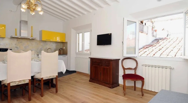 Apartment overlooking the Duomo, it seems to touch it, Забронировать Апартаменты/квартира Апартаменты Флоренции, рядом с Дом Буонаротти, Апартаменты/квартира
