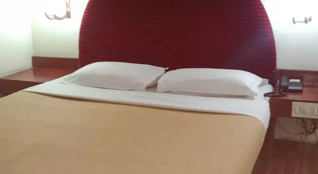 Двухместный номер Deluxe с видом на город Hotel Goutham Manor