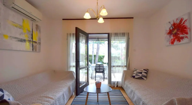 Apartments Ivka-Rozalija near Beach, Prenota Appartamento Hotel a Isole Quarnerine con parcheggio, Parcheggio