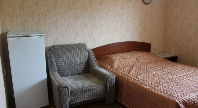 Guest House Semeiniy, Забронировать Гостевой дом Отели в центре Сочи, в центре, Парковка