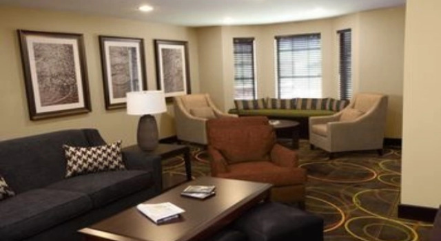 Staybridge Suites Lakeland West, Забронировать Отель Отели Lakeland - Winter Haven с завтраком, Завтраки