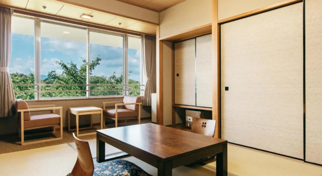Трёхместный номер Standard Kamenoi Hotel Tondabayashi All-Inclusive Resort