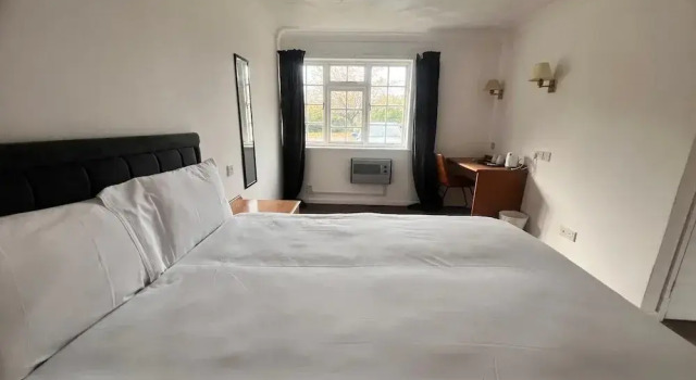 Rivenhall Garden Hotel, Забронировать Отель Ривенхол Эссекс