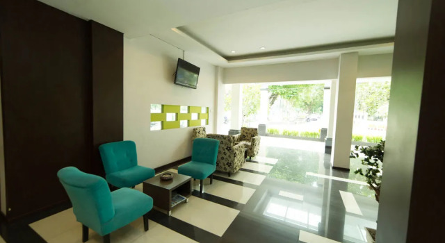 Airy Mataram Caturwarga 33 Lombok, Забронировать Отель Отели Матарам с завтраком, рядом с Lombok Epicentrum Mall, Завтраки