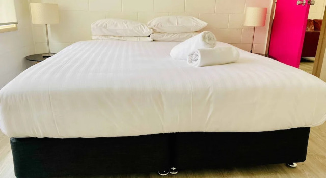 Семейный коттедж Bridgewater Motel Victoria-24 HourCheck-In