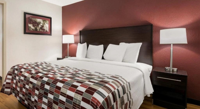 Люкс Red Roof Inn & Suites Knoxville East