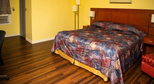 Двухместный номер Standard Advance Inn
