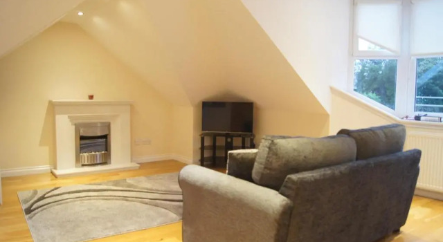 Modern, Cosy Apartment In Bearsden with Private Parking, Varaa Huoneisto Bearsden Glasgow