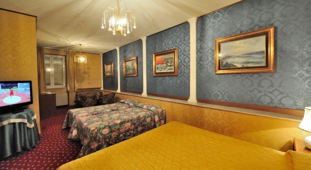 Diana Park Hotel