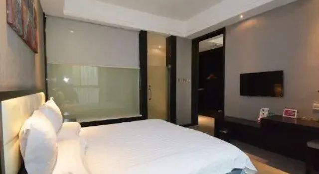 Люкс Yicheng Hotel (Henan University of Technology)