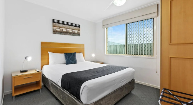 Suite Browns Plains Motor Inn
