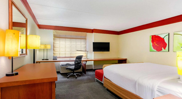 Двухместный номер Deluxe La Quinta by Wyndham Raleigh Crabtree