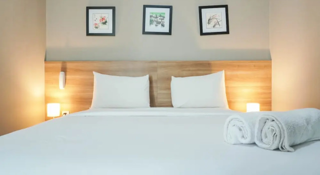 Standardní pokoj Elegant 1BR Apartment with Working Space Mustika Golf Residence