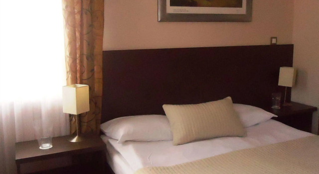 Hotel Divan, Забронировать Отель Отели Сараево 3 звезды, рядом с Улица Башчаршия, 3*