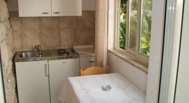 Karla Apartments