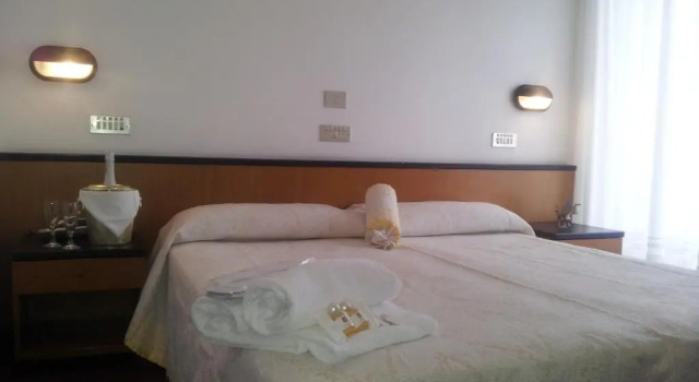 Двухместный номер Standard с балконом Hotel Montecarlo