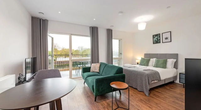 Stayo Apartments Barking Wharf