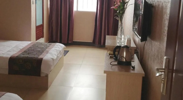 Baoli Hotel Kunming Changshui Airport, Rezerwuj Hotel Hotele w Kunming z parkingiem, Parking
