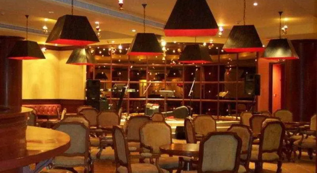 Holiday Inn